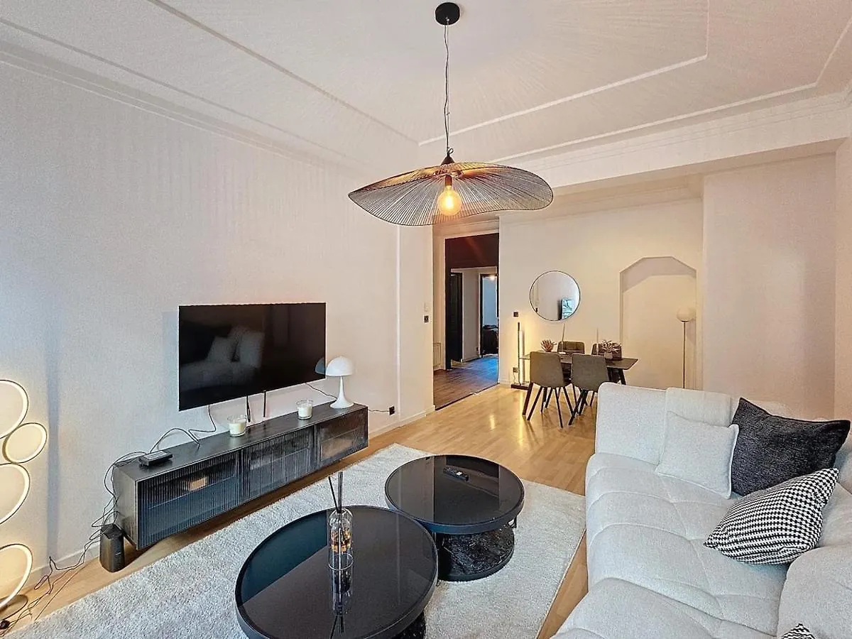 Le Carre Or Lyon 6 Boulevard Des Belges , 2 Bedrooms Appartement